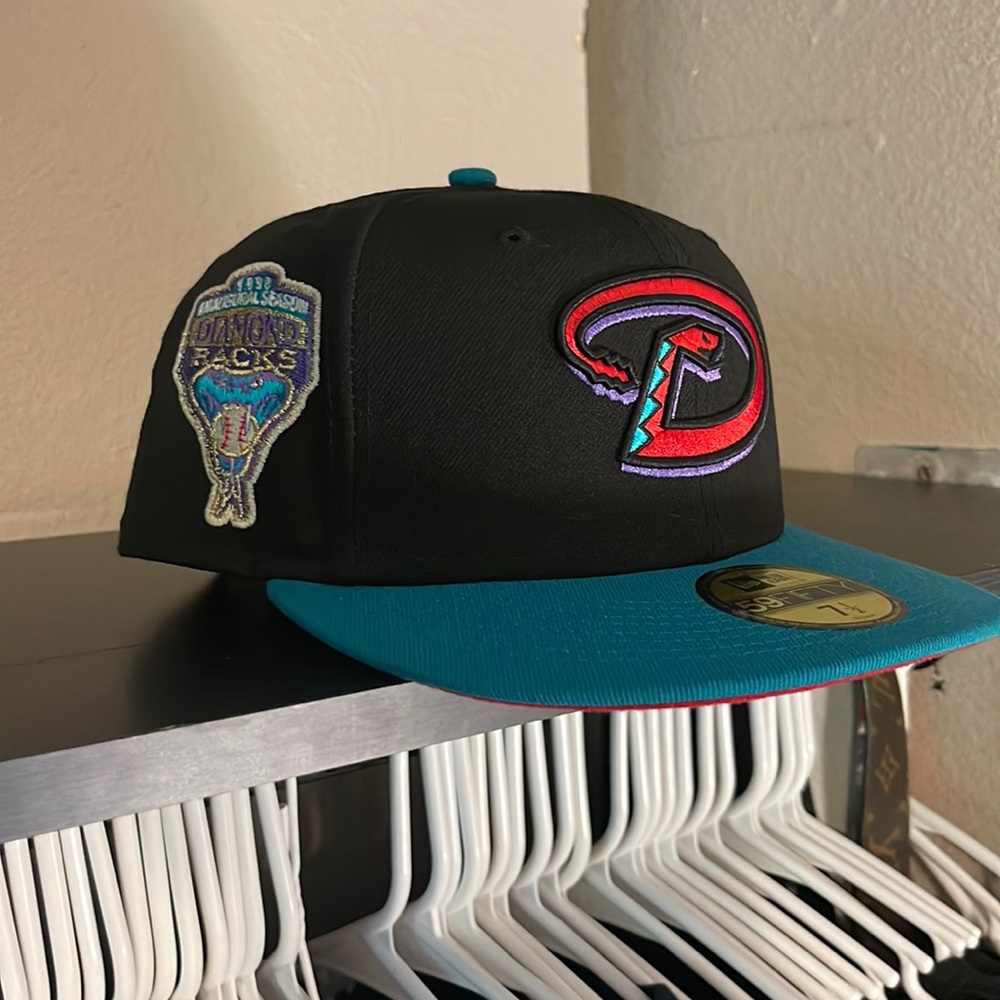 Custom new era fitted